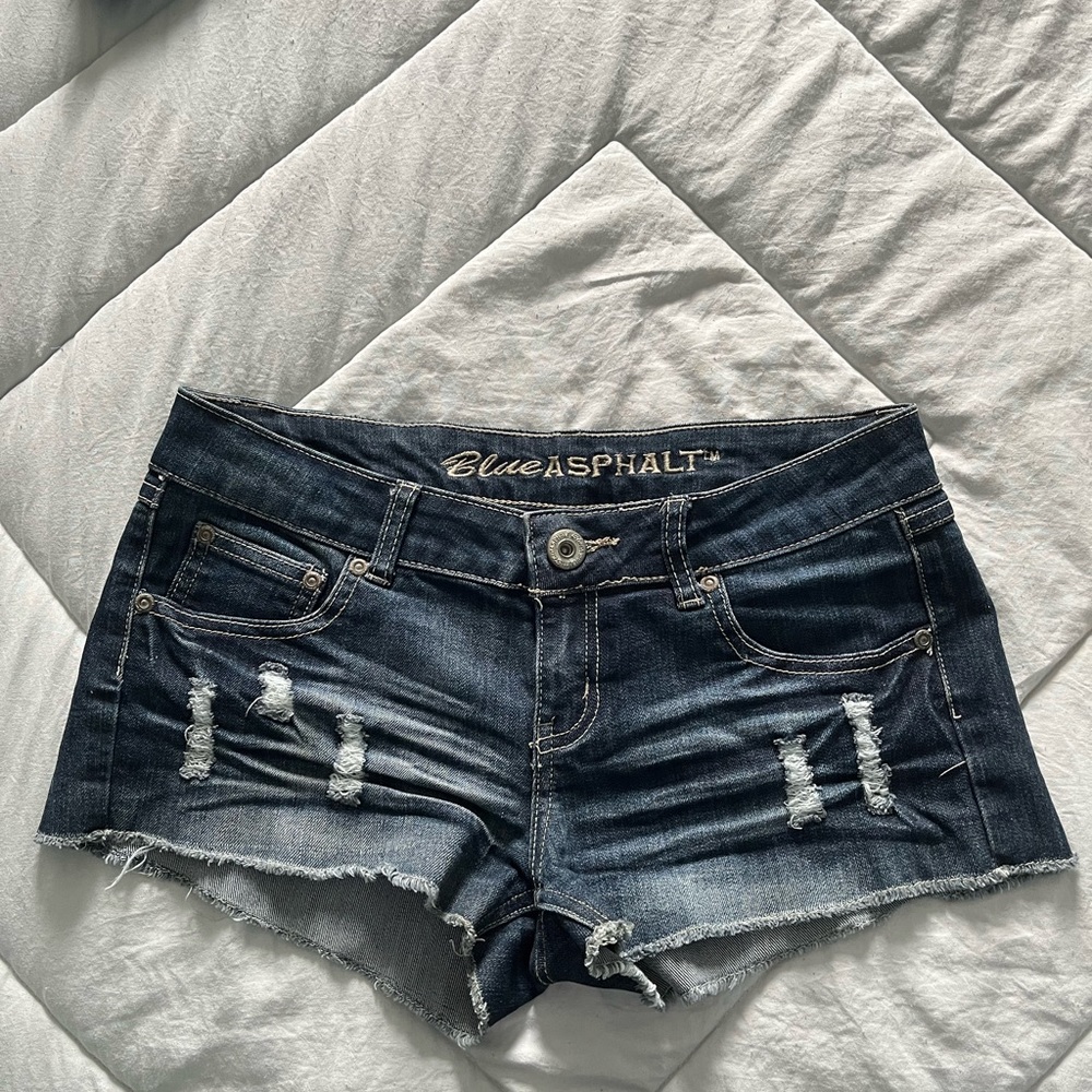 Low rise booty shorts